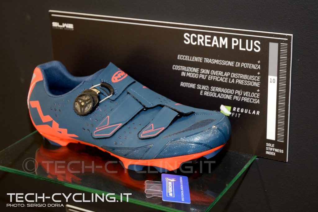 click to enlarge cosmobikeshow_2016_scarpe_northwave_foto6
