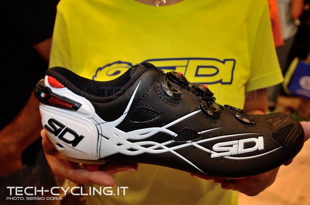 click to enlarge cosmobikeshow_2016_scarpe_sidi_foto4