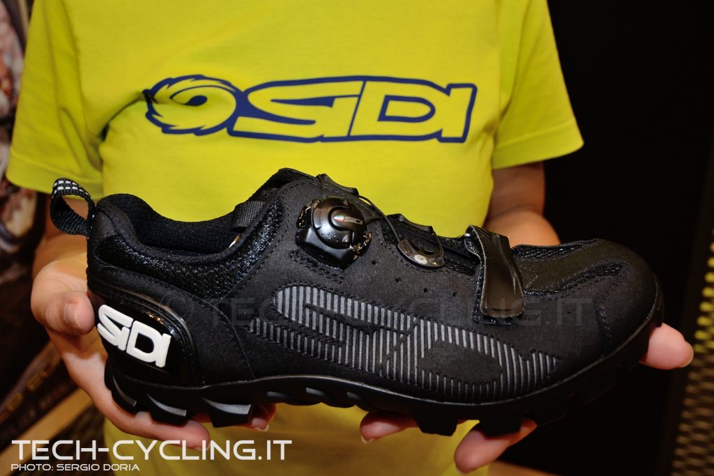 click to enlarge cosmobikeshow_2016_scarpe_sidi_foto6