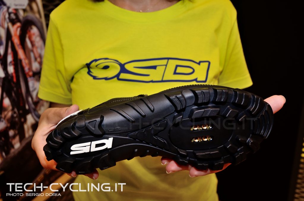 click to enlarge cosmobikeshow_2016_scarpe_sidi_foto7