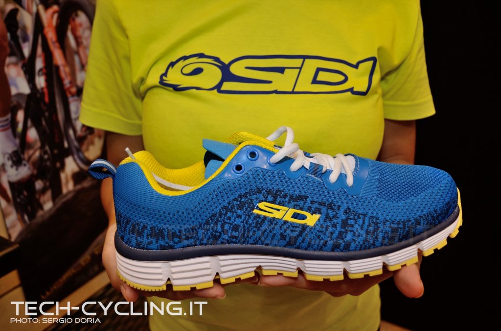click to enlarge cosmobikeshow_2016_scarpe_sidi_foto8