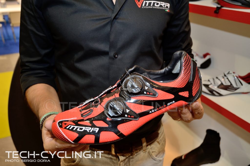 click to enlarge cosmobikeshow_2016_scarpe_vittoria_foto3