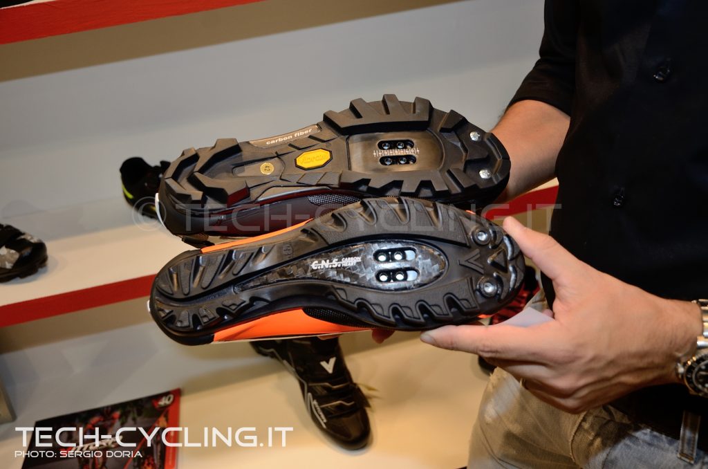 click to enlarge cosmobikeshow_2016_scarpe_vittoria_foto8
