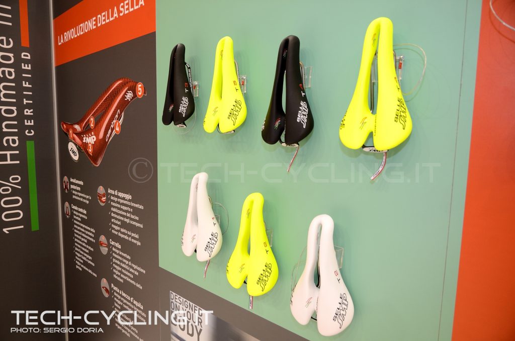 click to enlarge cosmobikeshow_2016_selle_smp_foto3